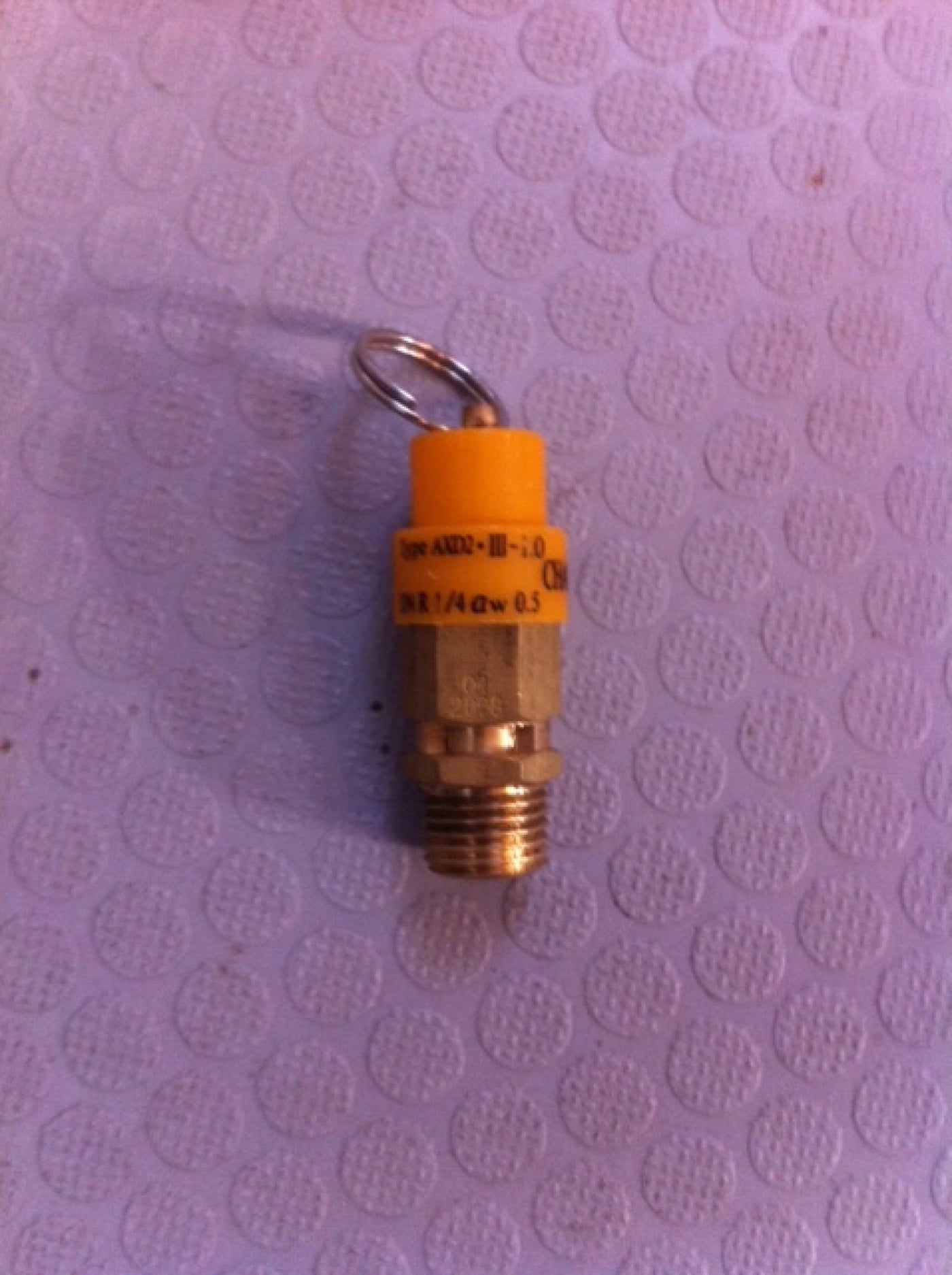 PRESSURE RELIEF VALVE