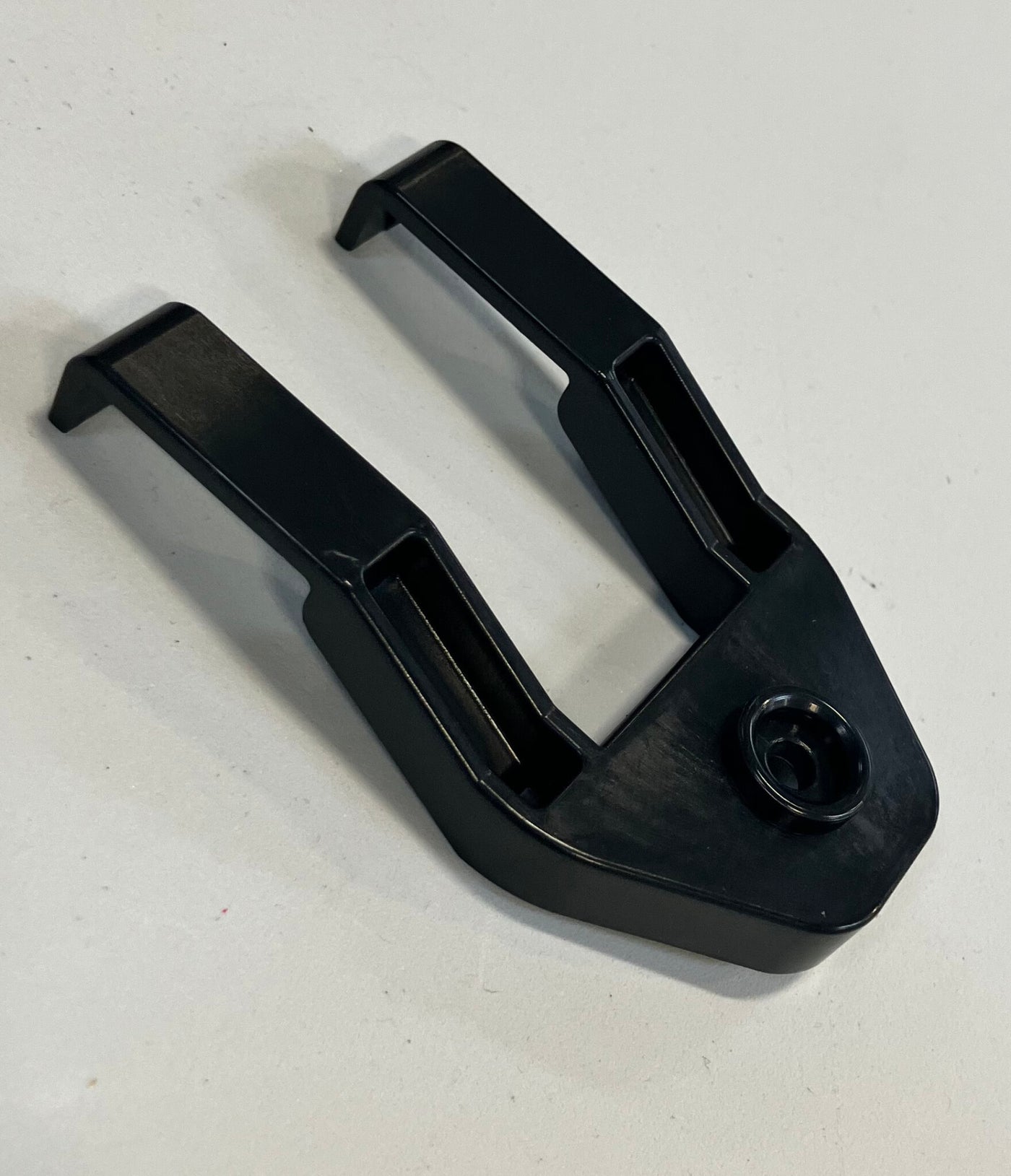 BATTERY HOLDER F/100455 PART 33