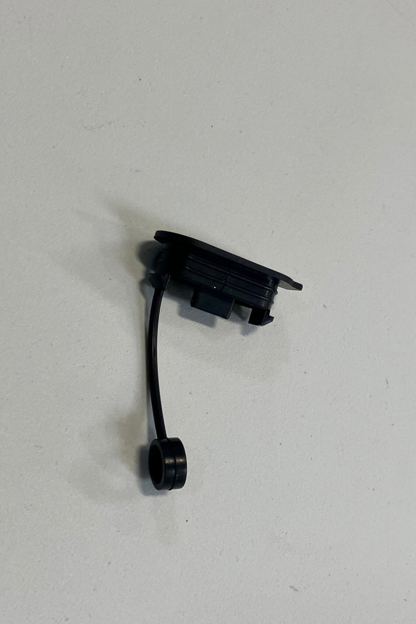 USB CLOSING PLUG F/100455 - PART 25