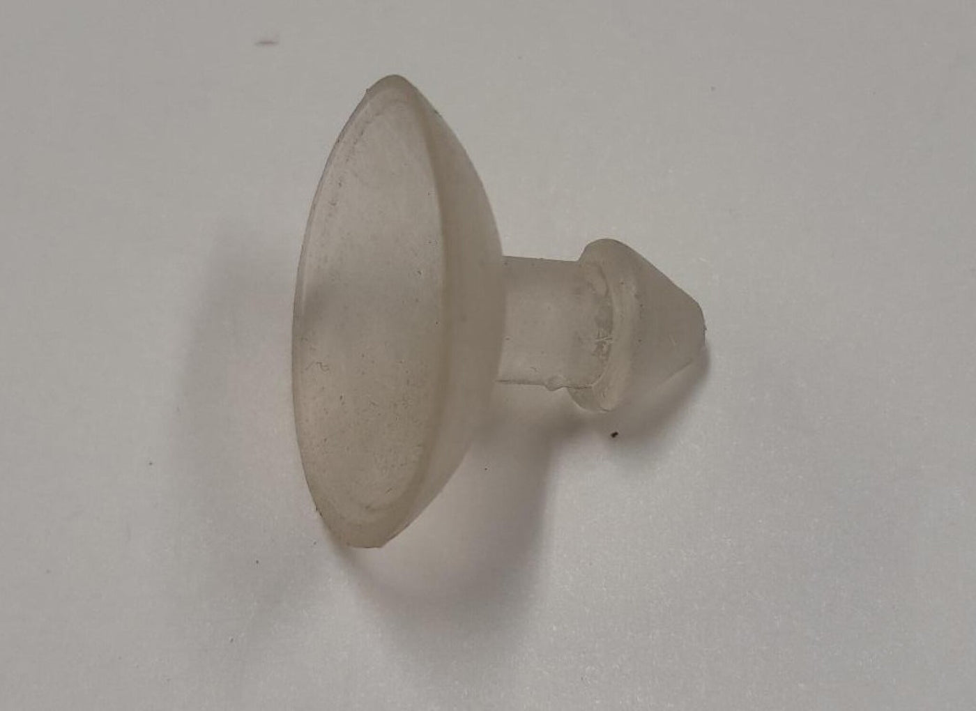PLASTIC CAP FOR TABLE F/46164
