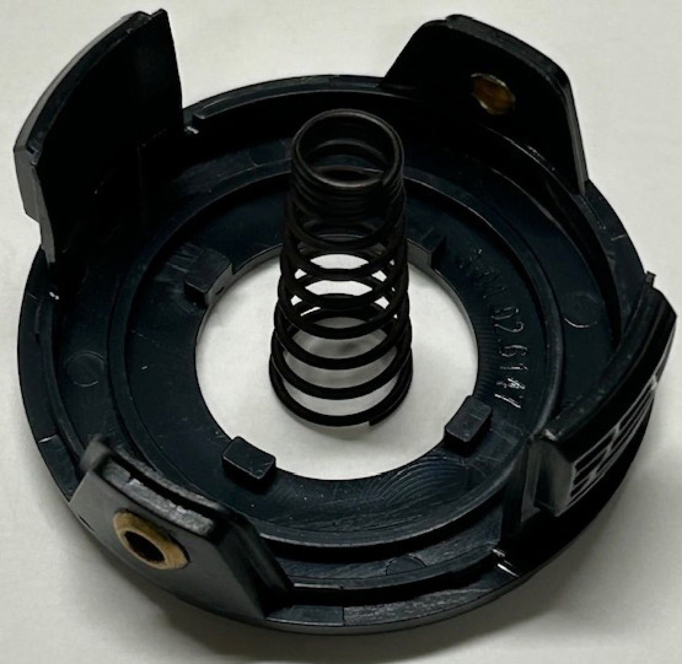 TRÅDHOLDER INKL. FJEDER T/18009+77732