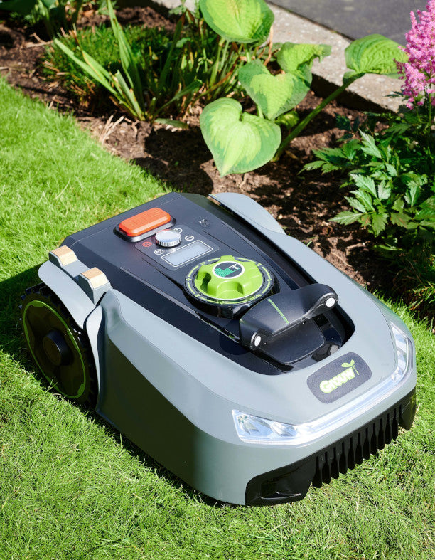 Your reliable help in the garden Schou