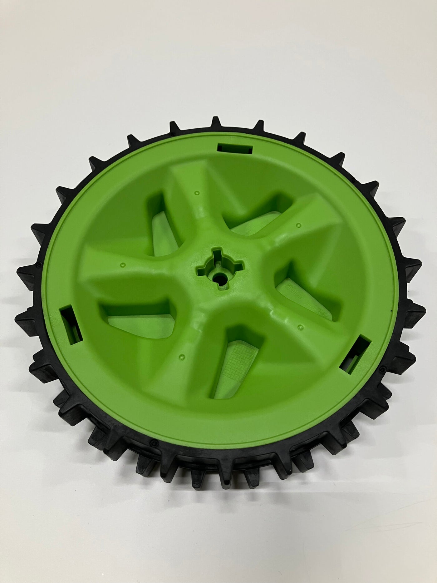 RIGHT WHEEL F/18738 - PART 38