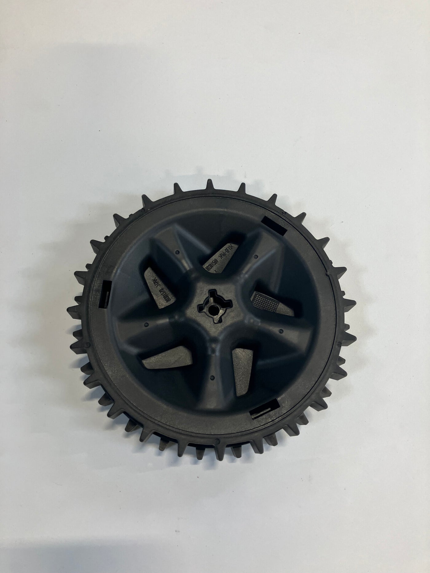 RIGHT REAR WHEEL F/18711 + 18714 - PART 33